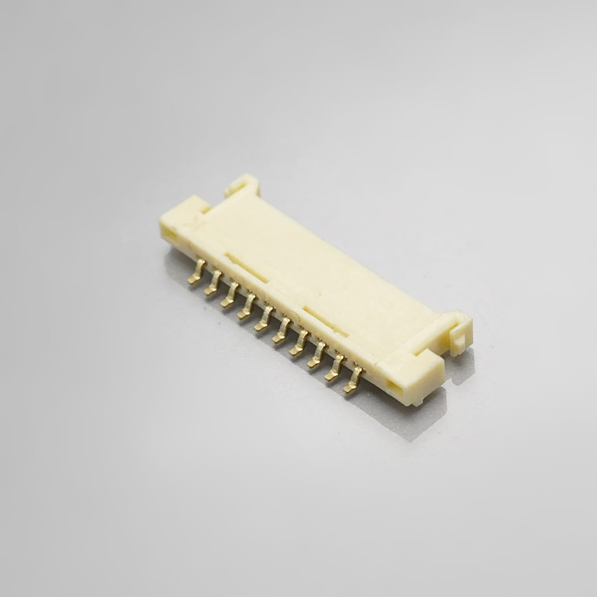 Figure 2 — KR1253 right-angle SMT wafer, the board-side half of the PanelMate interface