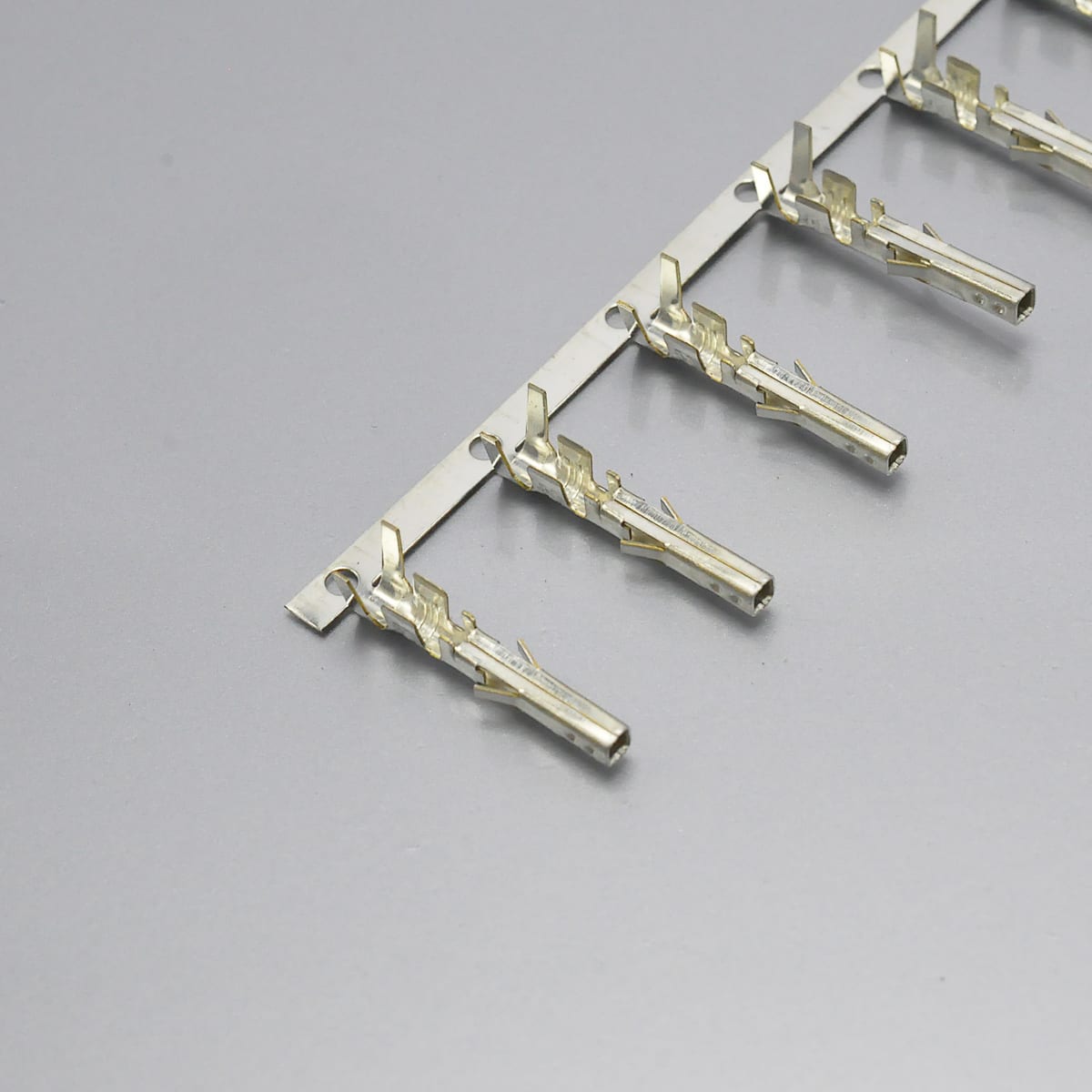 KONNRA KR4200 series male crimp terminal, brass tin plated over nickel