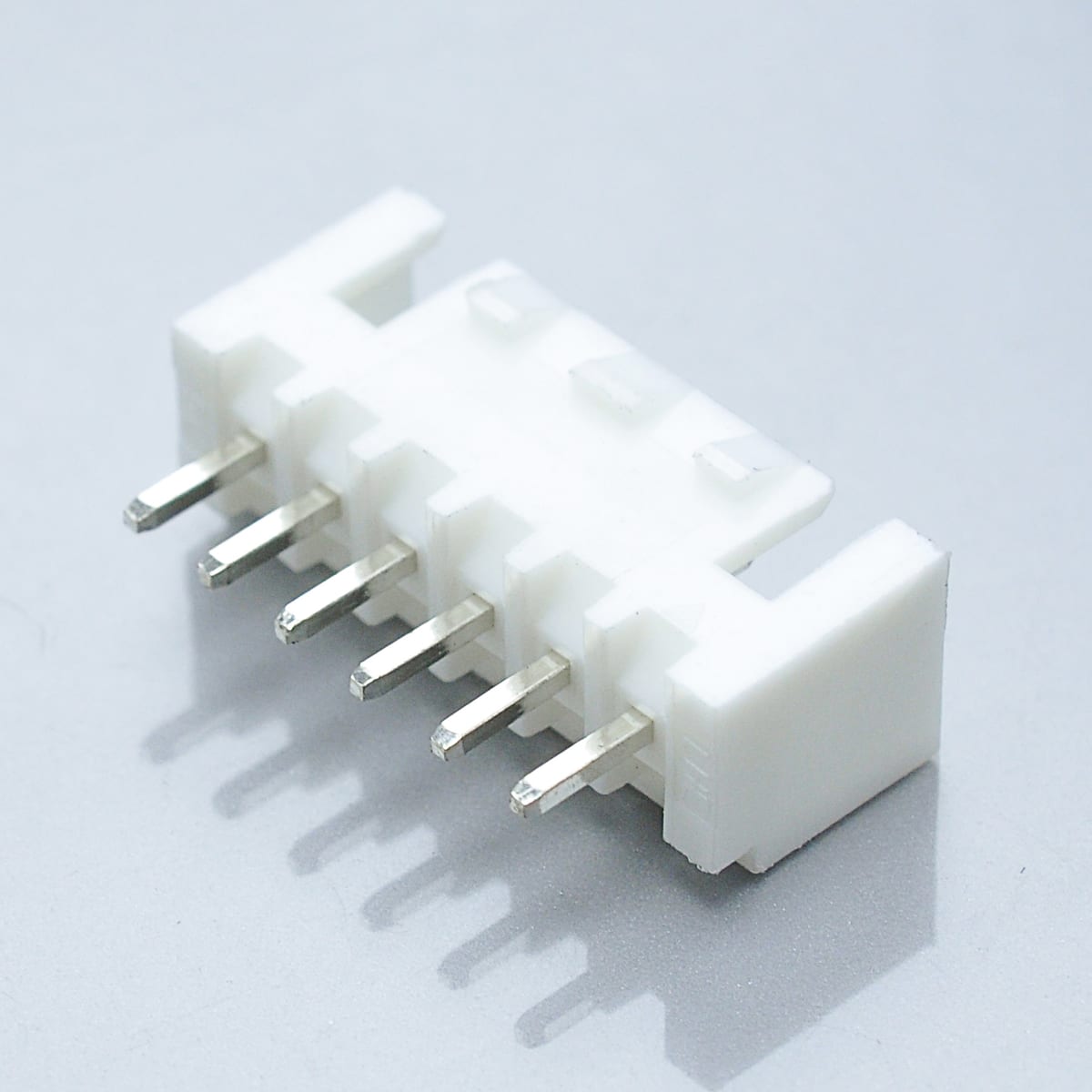 Figure 1 — KONNRA KR2502 DIP straight 180 degree wafer, through-hole top entry