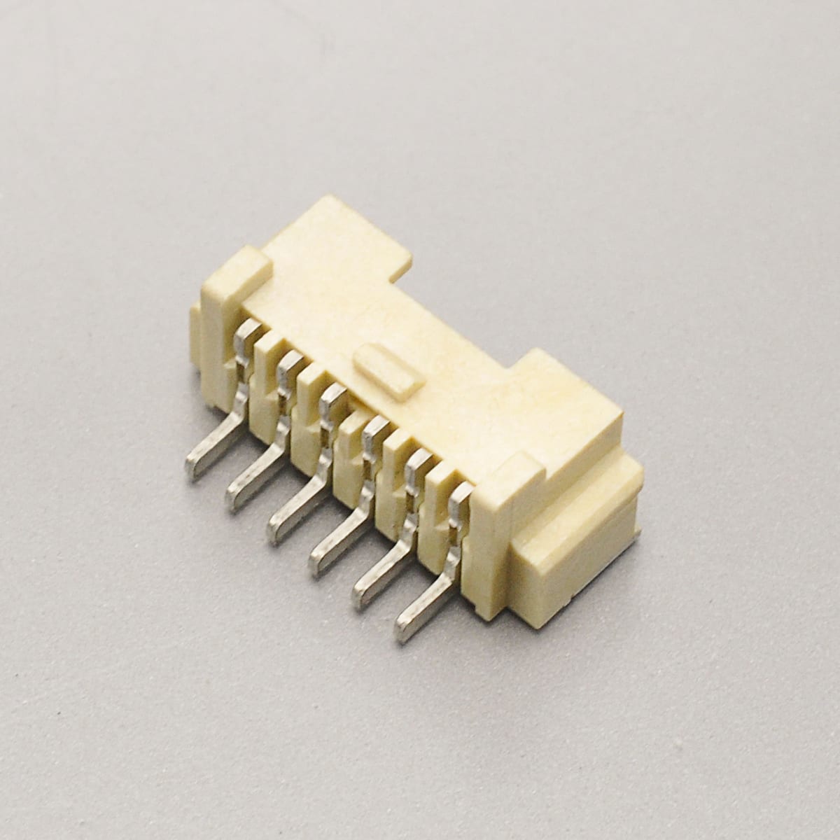 KR1500 right-angle SMT wafer with buckle, variant B