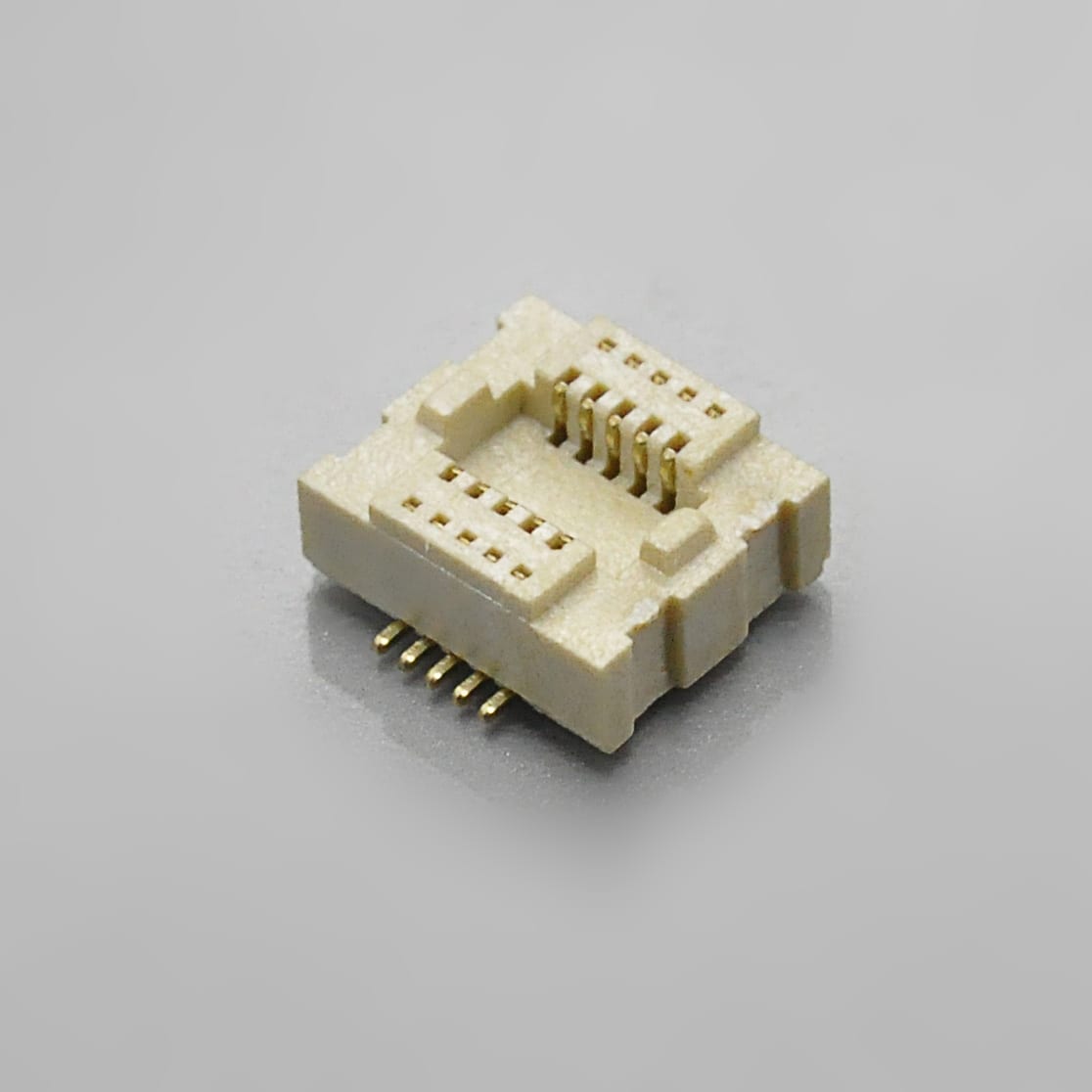 KR0500 Series Board to Board Connector (2/3)