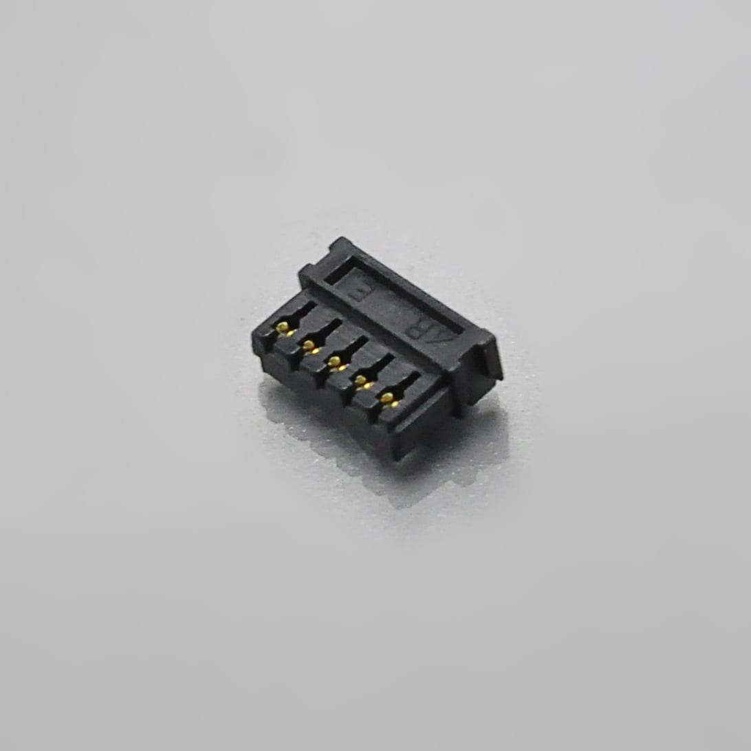 KR0600 Series XSR IDC Connector (4/5)