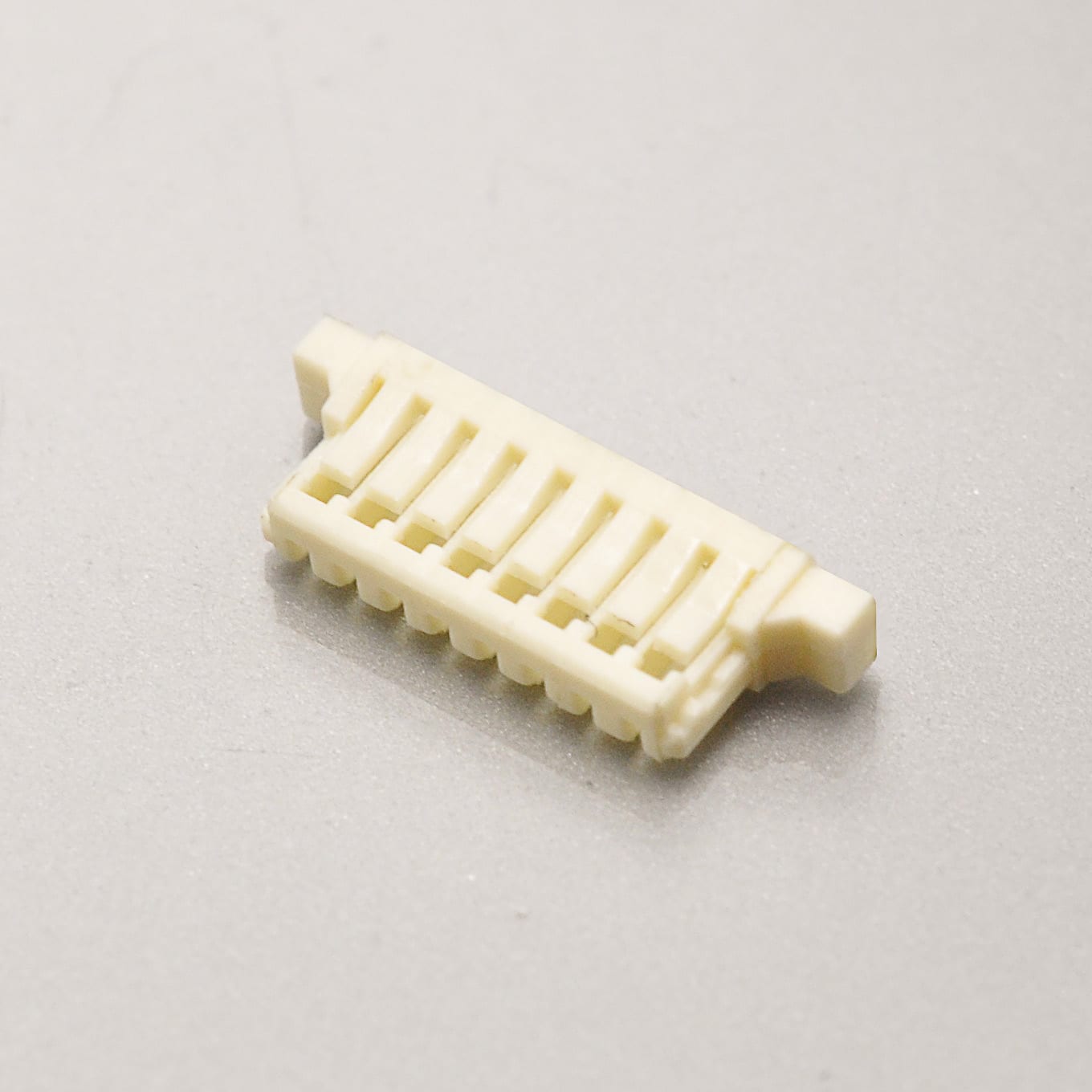 KR0803 Series Electrical Connector (4/11)