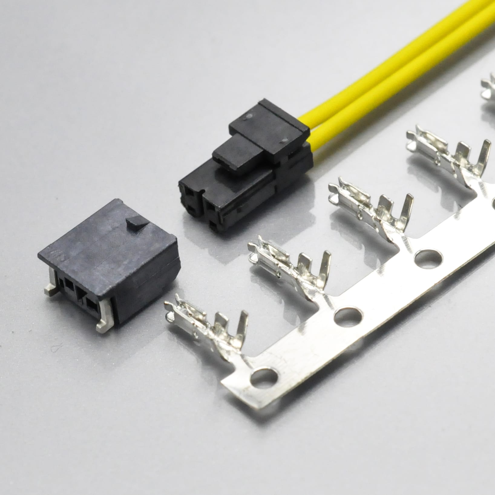 KR1801 Series Crimp Style Wire to Board Connector