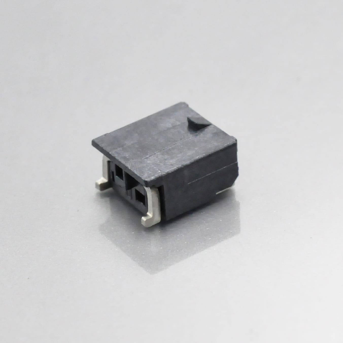 KR1801 Series Crimp Style Wire to Board Connector (2/6)